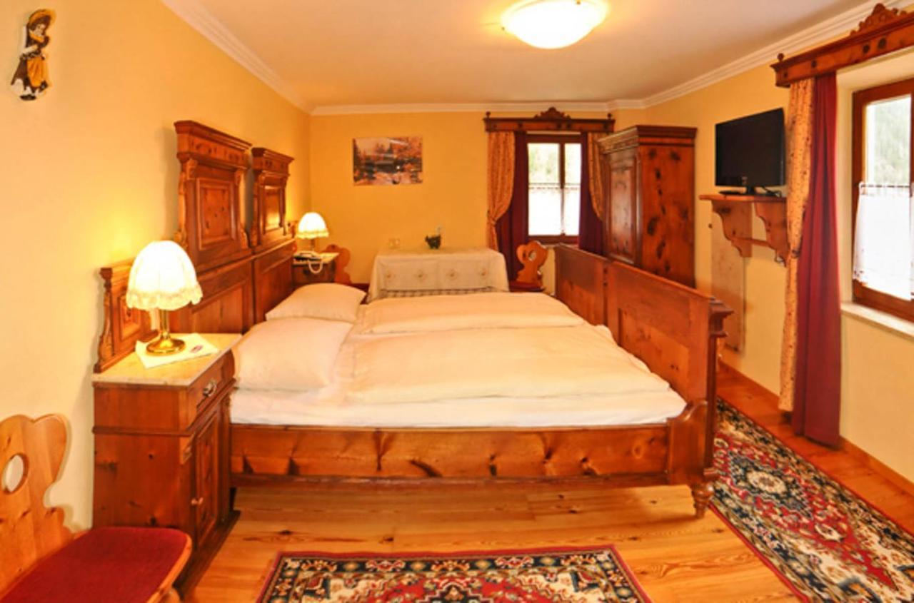 Ferienhotel Gasthof Zur Post Untertauern Exteriör bild