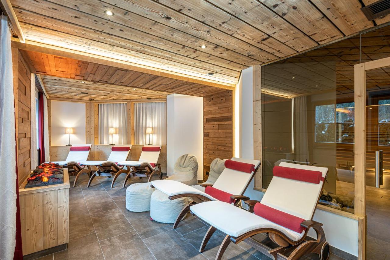 Ferienhotel Gasthof Zur Post Untertauern Exteriör bild