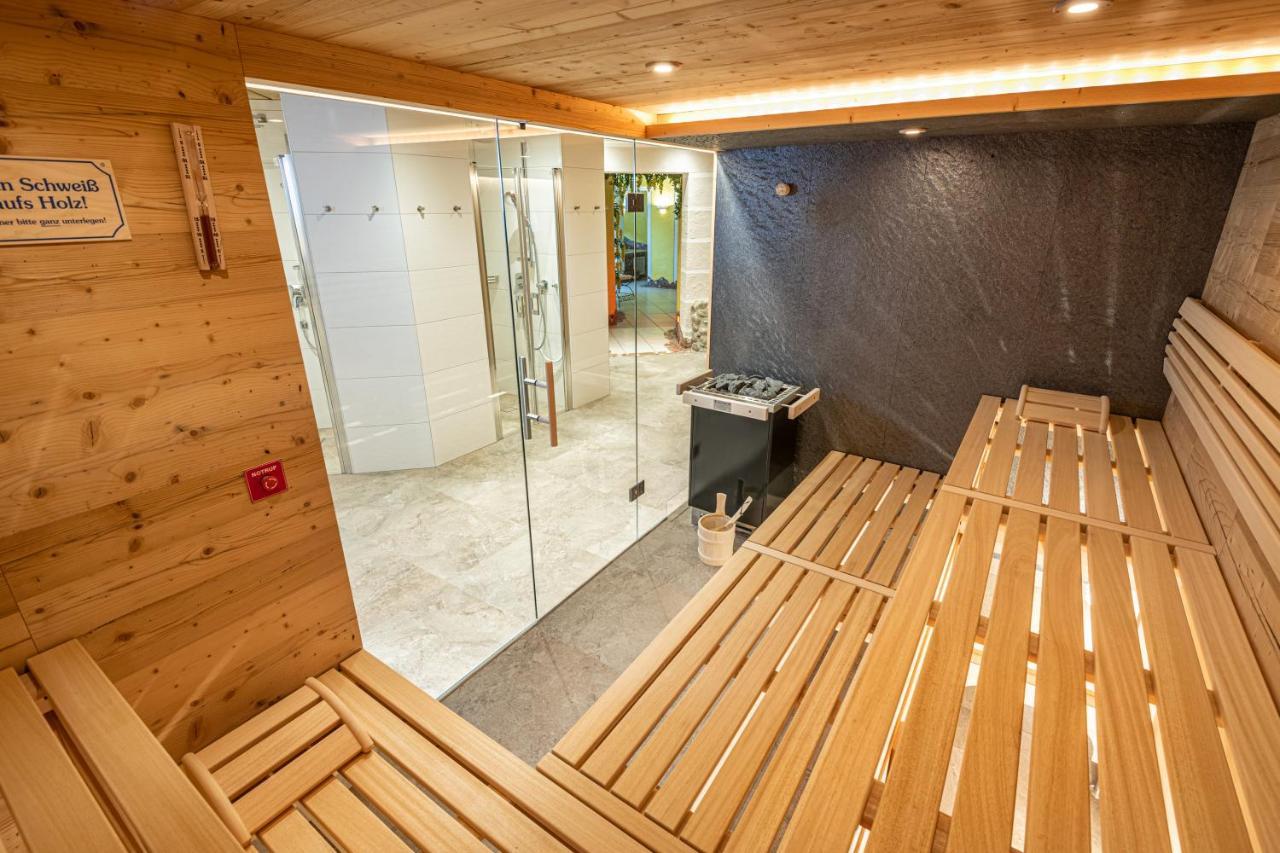 Ferienhotel Gasthof Zur Post Untertauern Exteriör bild