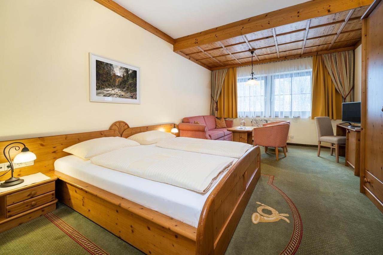 Ferienhotel Gasthof Zur Post Untertauern Exteriör bild